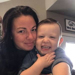 Meet your Posher, Lacey